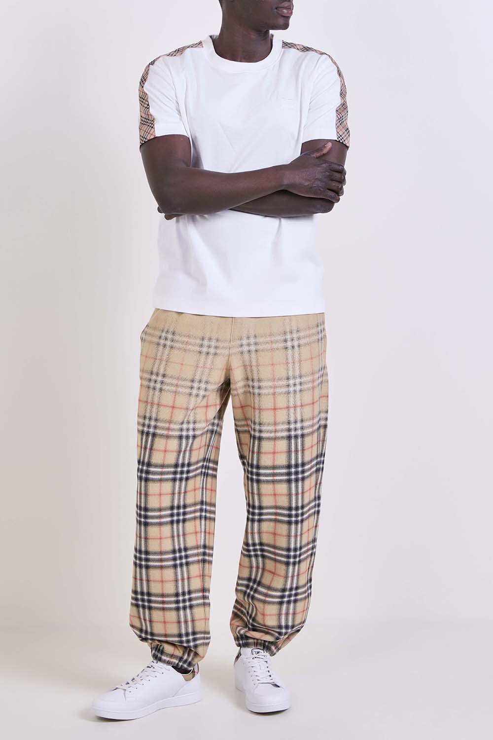 מכנסי ג'וגר בגזרה רחבה